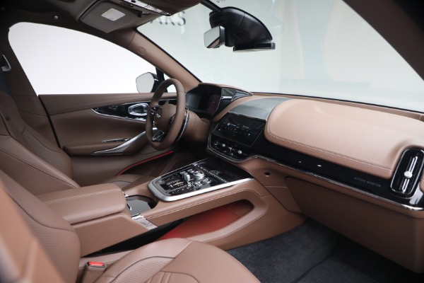 New 2026 Aston Martin DBX S for sale $274,900 at Pagani of Greenwich in Greenwich CT 06830 19