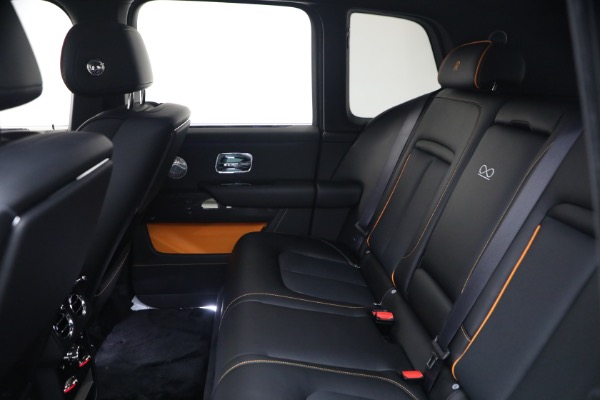 Used 2026 Rolls-Royce Black Badge Cullinan for sale $512,900 at Pagani of Greenwich in Greenwich CT 06830 24