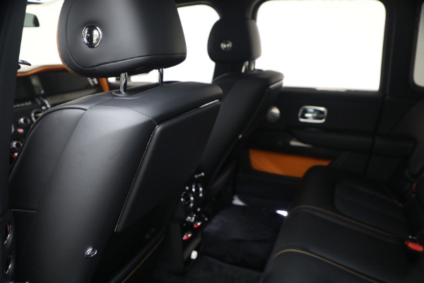 Used 2026 Rolls-Royce Black Badge Cullinan for sale $512,900 at Pagani of Greenwich in Greenwich CT 06830 27