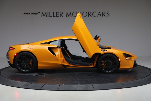 New 2026 McLaren Artura TechLux for sale $314,250 at Pagani of Greenwich in Greenwich CT 06830 18