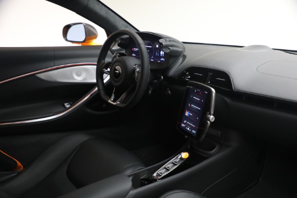 New 2026 McLaren Artura TechLux for sale $314,250 at Pagani of Greenwich in Greenwich CT 06830 28