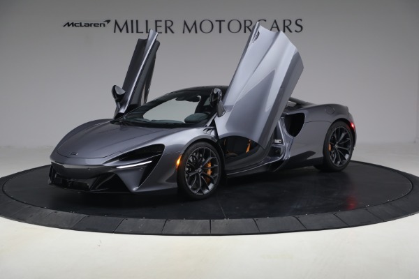 Used 2024 McLaren Artura Performance for sale $191,900 at Pagani of Greenwich in Greenwich CT 06830 15