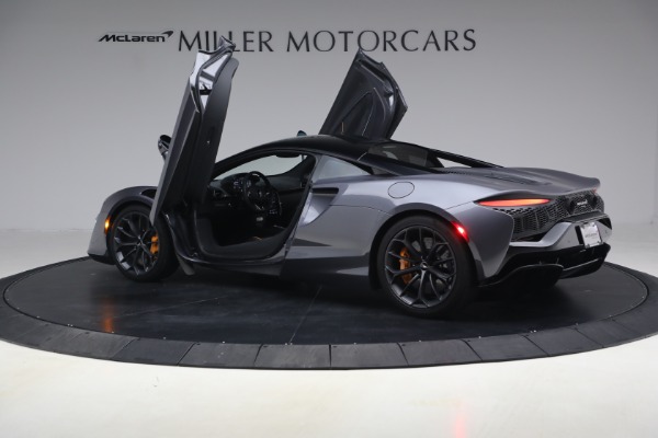 Used 2024 McLaren Artura Performance for sale $191,900 at Pagani of Greenwich in Greenwich CT 06830 17