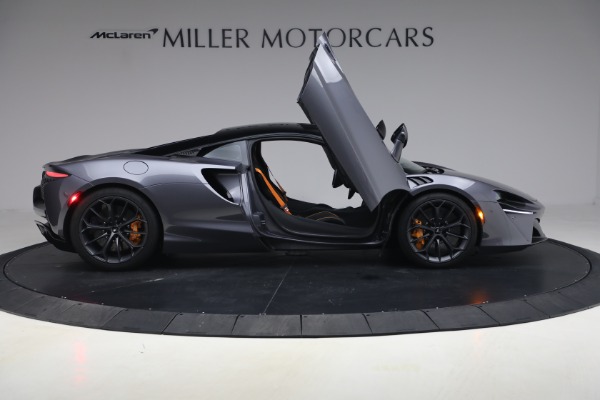 Used 2024 McLaren Artura Performance for sale $191,900 at Pagani of Greenwich in Greenwich CT 06830 20