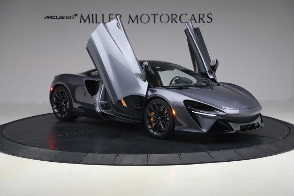 Used 2024 McLaren Artura Performance for sale $191,900 at Pagani of Greenwich in Greenwich CT 06830 21