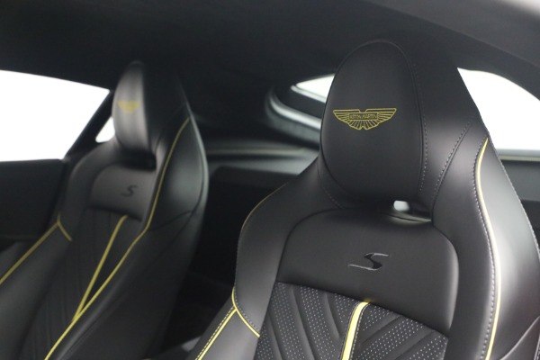 New 2026 Aston Martin Vantage S for sale $265,300 at Pagani of Greenwich in Greenwich CT 06830 21