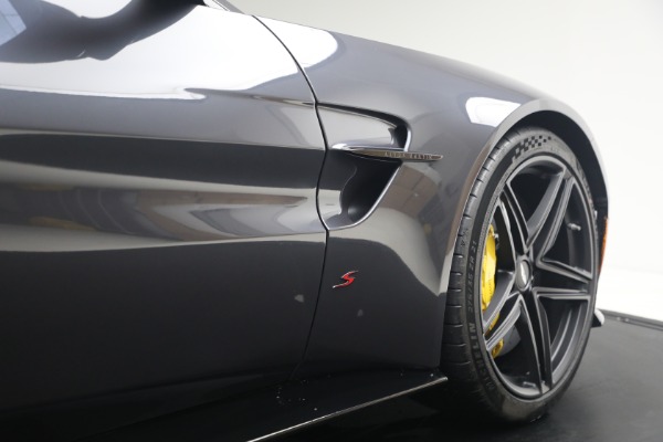 New 2026 Aston Martin Vantage S for sale $265,300 at Pagani of Greenwich in Greenwich CT 06830 27