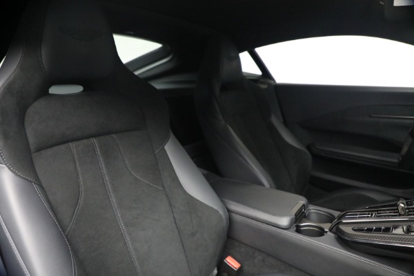 Used 2025 Aston Martin Vantage for sale $192,900 at Pagani of Greenwich in Greenwich CT 06830 25