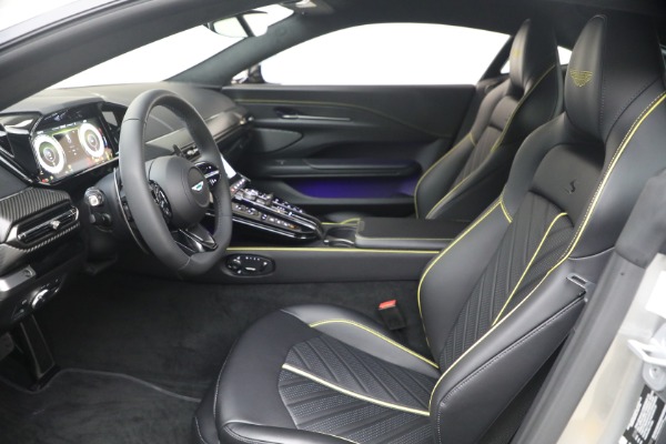 New 2026 Aston Martin Vantage S for sale $247,500 at Pagani of Greenwich in Greenwich CT 06830 19