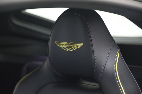 New 2026 Aston Martin Vantage S for sale $247,500 at Pagani of Greenwich in Greenwich CT 06830 23