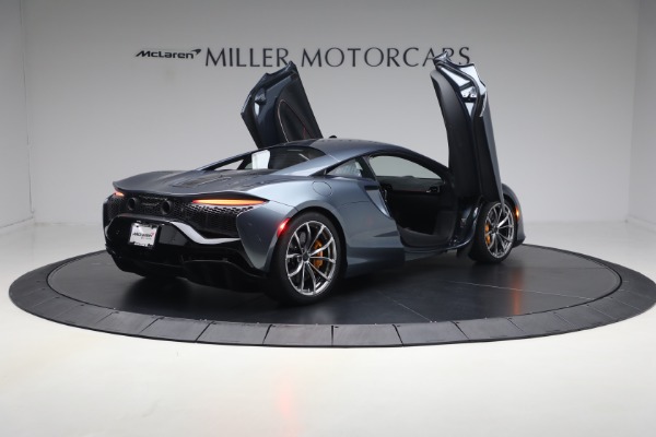 New 2026 McLaren Artura Performance for sale $305,700 at Pagani of Greenwich in Greenwich CT 06830 17