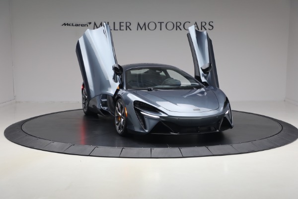 New 2026 McLaren Artura Performance for sale $305,700 at Pagani of Greenwich in Greenwich CT 06830 19