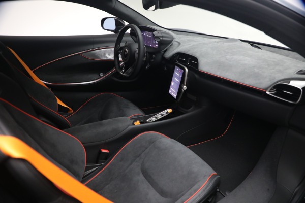 New 2026 McLaren Artura Performance for sale $305,700 at Pagani of Greenwich in Greenwich CT 06830 25