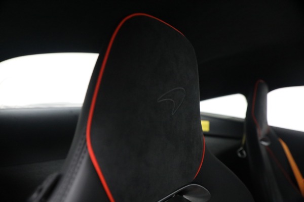 New 2026 McLaren Artura Performance for sale $305,700 at Pagani of Greenwich in Greenwich CT 06830 28