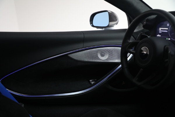 New 2026 McLaren Artura Spider Performance for sale $345,150 at Pagani of Greenwich in Greenwich CT 06830 28