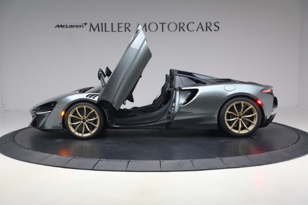New 2026 McLaren Artura Spider Performance for sale $337,300 at Pagani of Greenwich in Greenwich CT 06830 14
