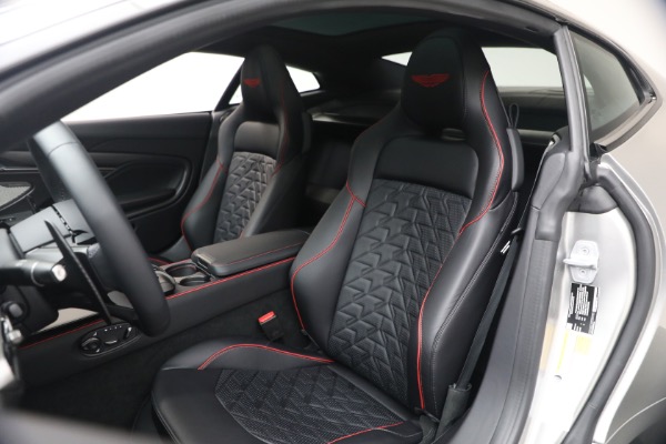 New 2026 Aston Martin Vanquish for sale $546,000 at Pagani of Greenwich in Greenwich CT 06830 15