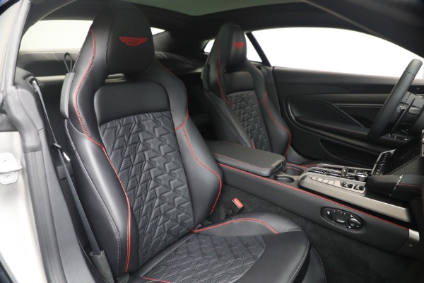 New 2026 Aston Martin Vanquish for sale $546,000 at Pagani of Greenwich in Greenwich CT 06830 20