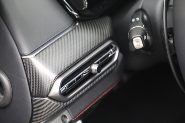 New 2026 Aston Martin Vanquish for sale $546,000 at Pagani of Greenwich in Greenwich CT 06830 27