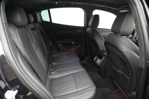 Used 2026 Maserati Grecale Modena V6 for sale $78,714 at Pagani of Greenwich in Greenwich CT 06830 18