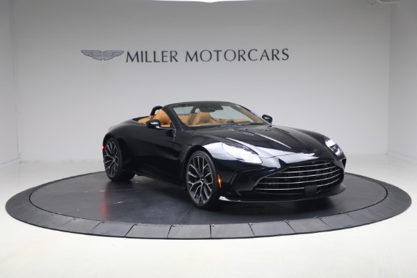 New 2026 Aston Martin Vantage Roadster for sale $260,900 at Pagani of Greenwich in Greenwich CT 06830 11