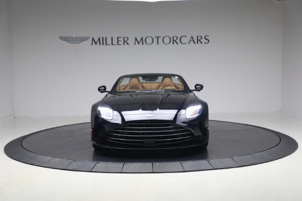 New 2026 Aston Martin Vantage Roadster for sale $260,900 at Pagani of Greenwich in Greenwich CT 06830 12