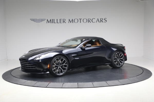 New 2026 Aston Martin Vantage Roadster for sale $260,900 at Pagani of Greenwich in Greenwich CT 06830 14