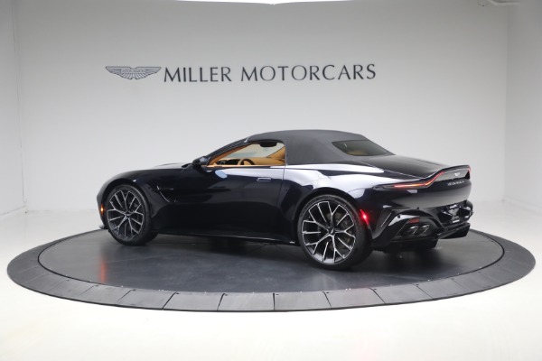 New 2026 Aston Martin Vantage Roadster for sale $260,900 at Pagani of Greenwich in Greenwich CT 06830 16