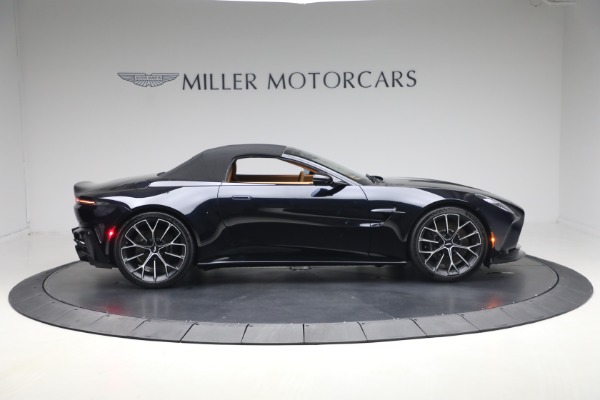 New 2026 Aston Martin Vantage Roadster for sale $260,900 at Pagani of Greenwich in Greenwich CT 06830 21