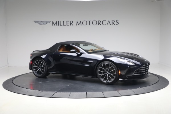 New 2026 Aston Martin Vantage Roadster for sale $260,900 at Pagani of Greenwich in Greenwich CT 06830 22