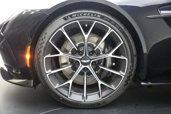 New 2026 Aston Martin Vantage Roadster for sale $260,900 at Pagani of Greenwich in Greenwich CT 06830 27