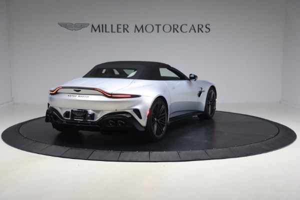 New 2026 Aston Martin Vantage Roadster for sale $274,300 at Pagani of Greenwich in Greenwich CT 06830 19
