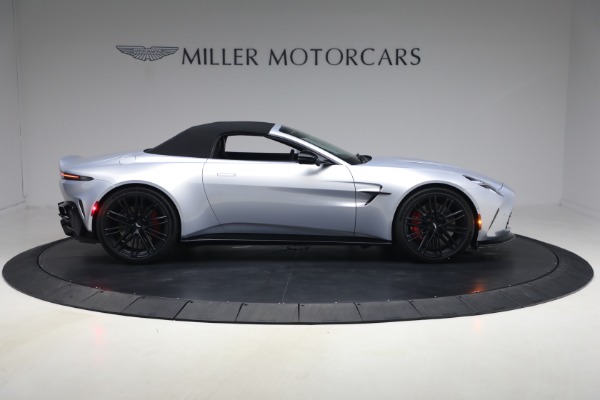 New 2026 Aston Martin Vantage Roadster for sale $274,300 at Pagani of Greenwich in Greenwich CT 06830 21