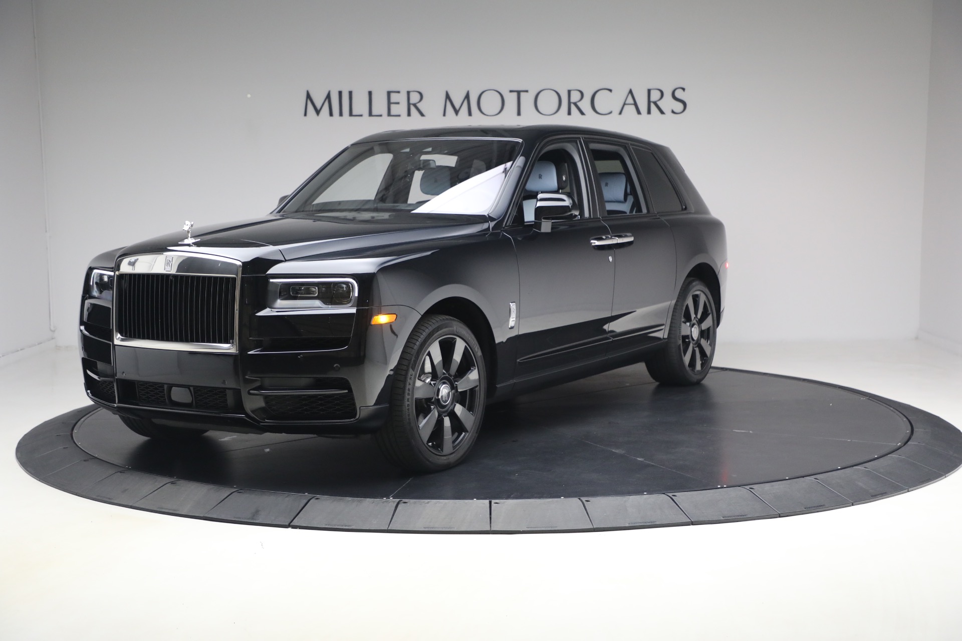 Used 2022 Rolls-Royce Cullinan for sale Sold at Pagani of Greenwich in Greenwich CT 06830 1
