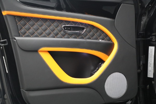 Used 2023 Bentley Bentayga Speed for sale $181,900 at Pagani of Greenwich in Greenwich CT 06830 17