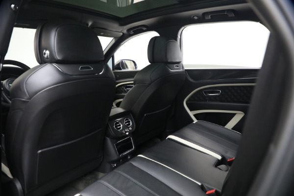 Used 2022 Bentley Bentayga Speed for sale $161,900 at Pagani of Greenwich in Greenwich CT 06830 18
