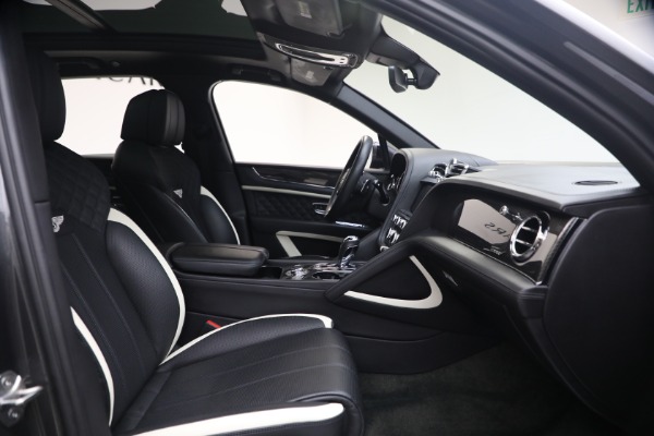Used 2022 Bentley Bentayga Speed for sale $161,900 at Pagani of Greenwich in Greenwich CT 06830 23
