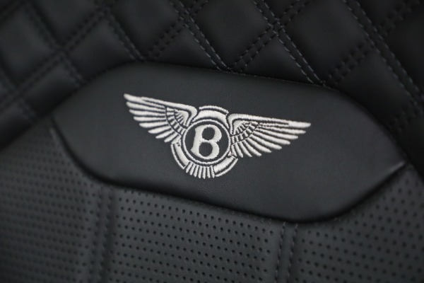 Used 2022 Bentley Bentayga Speed for sale $161,900 at Pagani of Greenwich in Greenwich CT 06830 27
