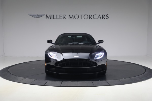 Used 2020 Aston Martin DB11 Volante for sale $121,900 at Pagani of Greenwich in Greenwich CT 06830 24