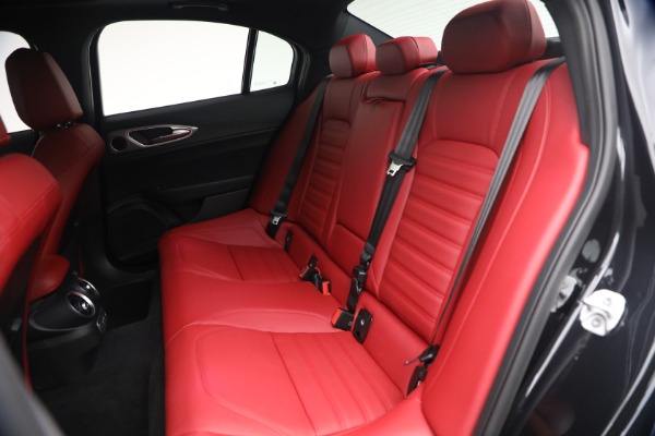 New 2026 Alfa Romeo Giulia VELOCE for sale $58,615 at Pagani of Greenwich in Greenwich CT 06830 17