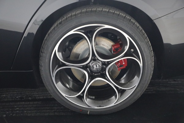 New 2026 Alfa Romeo Giulia VELOCE for sale $58,615 at Pagani of Greenwich in Greenwich CT 06830 25