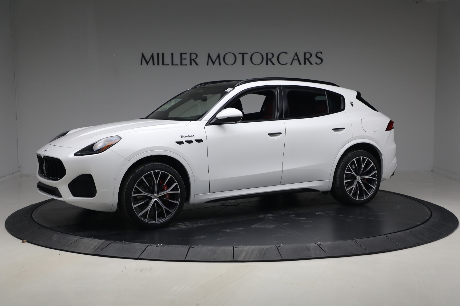 New 2026 Maserati Grecale Modena for sale $99,195 at Pagani of Greenwich in Greenwich CT 06830 1