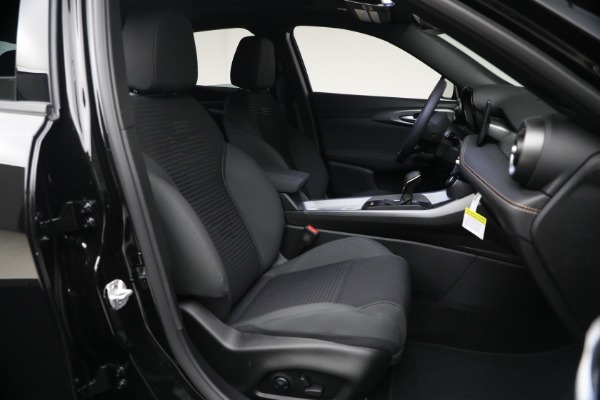 New 2026 Alfa Romeo Tonale Sprint for sale $43,210 at Pagani of Greenwich in Greenwich CT 06830 14