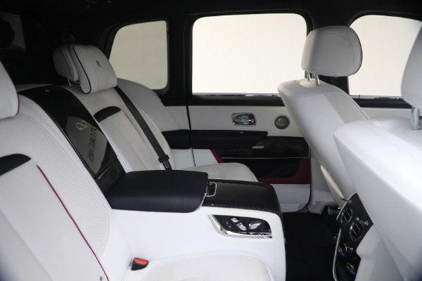 Used 2025 Rolls-Royce Black Badge Cullinan for sale $469,900 at Pagani of Greenwich in Greenwich CT 06830 22