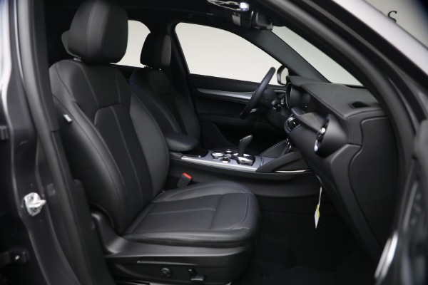 New 2026 Alfa Romeo Stelvio for sale $57,690 at Pagani of Greenwich in Greenwich CT 06830 17