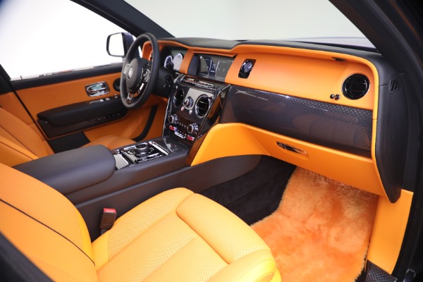 Used 2024 Rolls-Royce Black Badge Cullinan for sale $419,900 at Pagani of Greenwich in Greenwich CT 06830 21
