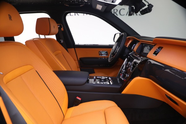 Used 2024 Rolls-Royce Black Badge Cullinan for sale $419,900 at Pagani of Greenwich in Greenwich CT 06830 22