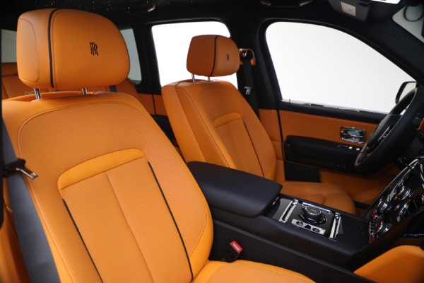 Used 2024 Rolls-Royce Black Badge Cullinan for sale $419,900 at Pagani of Greenwich in Greenwich CT 06830 23