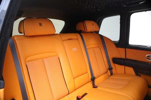 Used 2024 Rolls-Royce Black Badge Cullinan for sale $419,900 at Pagani of Greenwich in Greenwich CT 06830 24