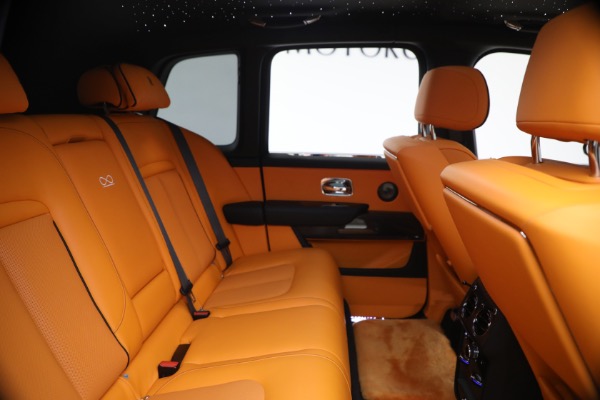 Used 2024 Rolls-Royce Black Badge Cullinan for sale $419,900 at Pagani of Greenwich in Greenwich CT 06830 25